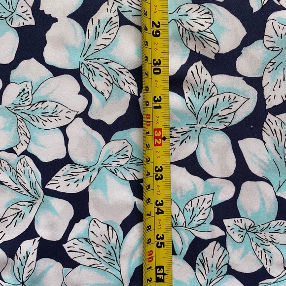 Gap - donating 9-1 Medium lightweight Summer Dress - Picture 9 of 13